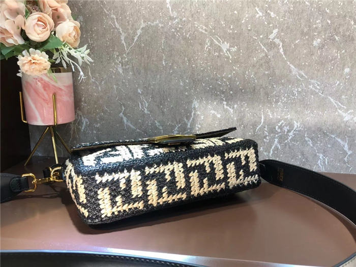 Fendi BAGUETTE raffia FF bag Black Mid