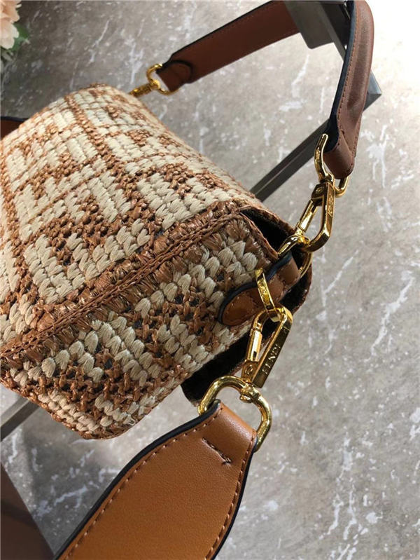 Fendi BAGUETTE raffia FF bag Beige Mid