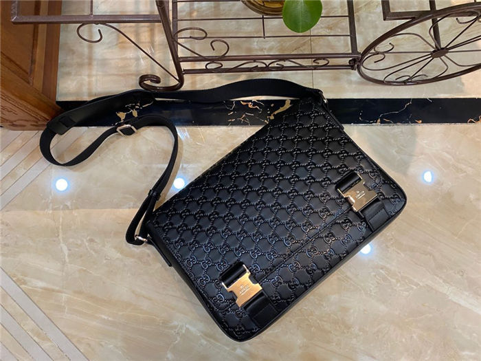 Gucci Signature leather messenger Embossed GG Black mid