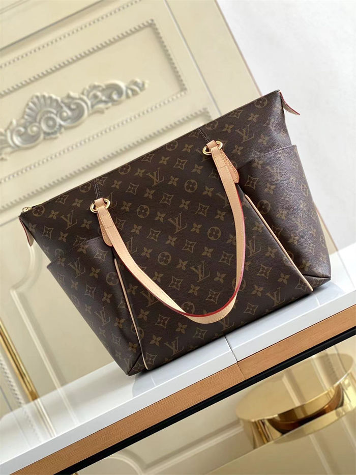 Louis Vuitton Totally MM Monogram Canvas M56689 High