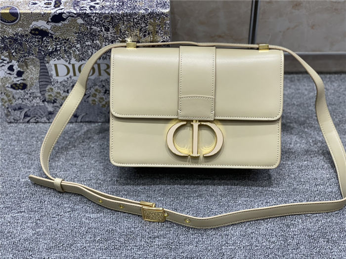 30 MONTAIGNE BAG Grained Calfskin Beige mid