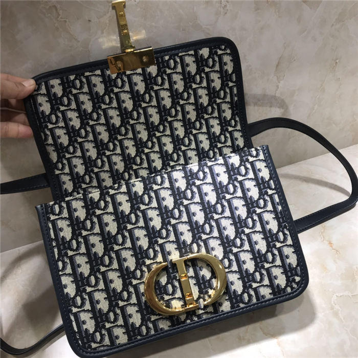 30 MONTAIGNE BAG Blue Dior Oblique Jacquard mid