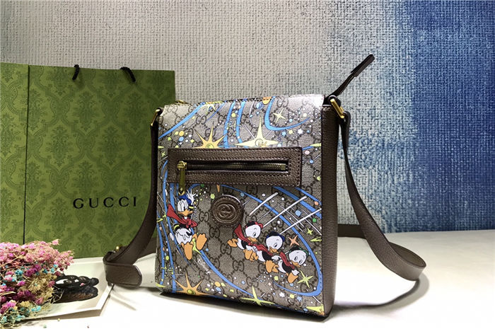 Gucci Disney x Gucci Donald Duck messenger bag mid