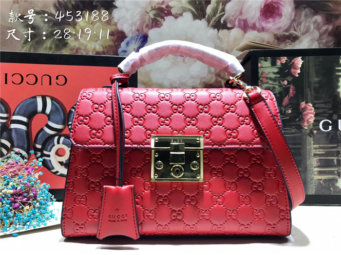 Gucci Padlock GG Supreme top handle bag Red Mid