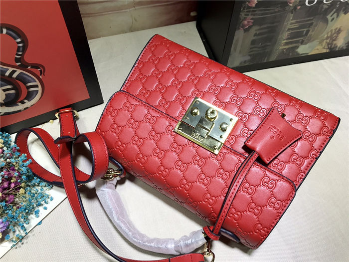 Gucci Padlock GG Supreme top handle bag Red Mid