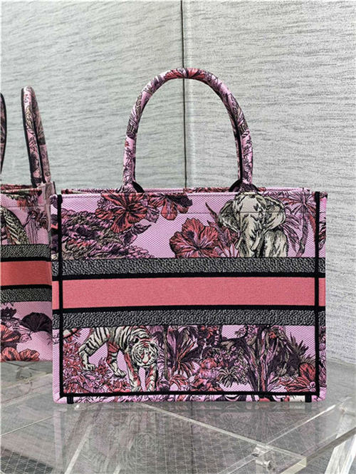 MEDIUM Dior BOOK TOTE Toile de Jouy Voyage Embroidery Pink High