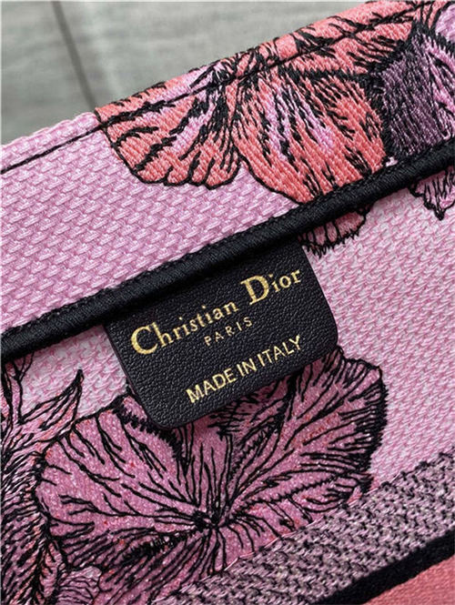 MEDIUM Dior BOOK TOTE Toile de Jouy Voyage Embroidery Pink High