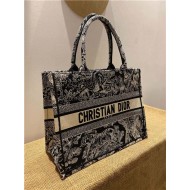 MEDIUM Dior BOOK TOTE Toile de Jouy Reverse Embroidery Black Mid