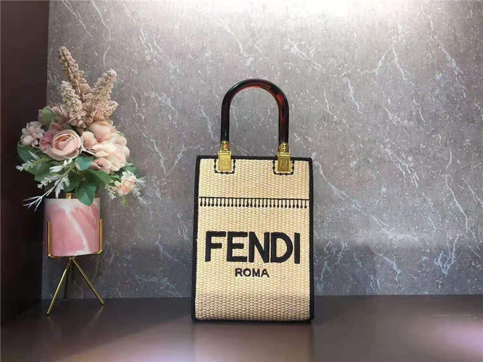 Fendi MINI-B SUNSHINE SHOPPER Straw Beige-II Mid