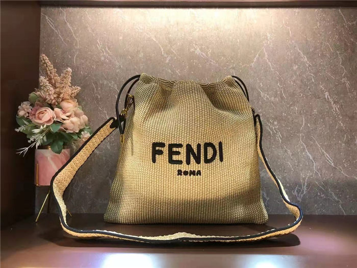 Fendi PACK MEDIUM POUCH Raffia Beige Mid