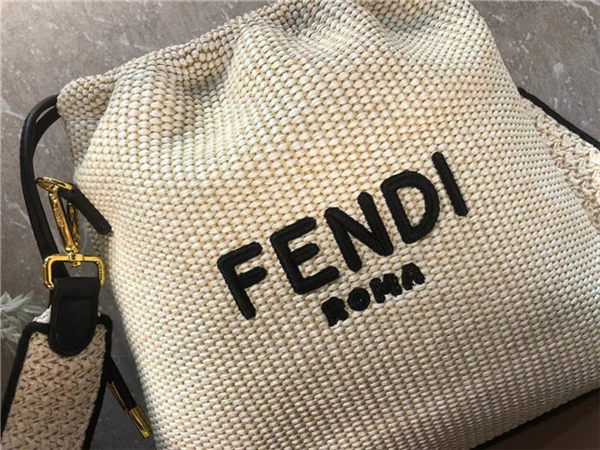 Fendi PACK SMALL POUCH Raffia Off-white Mid