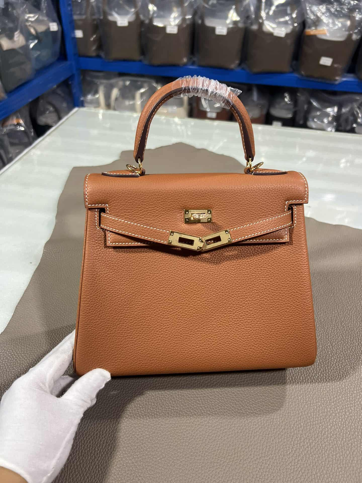 Hermes Kelly 25/28cm Retourne Bag Togo Leather In Gold WAX High