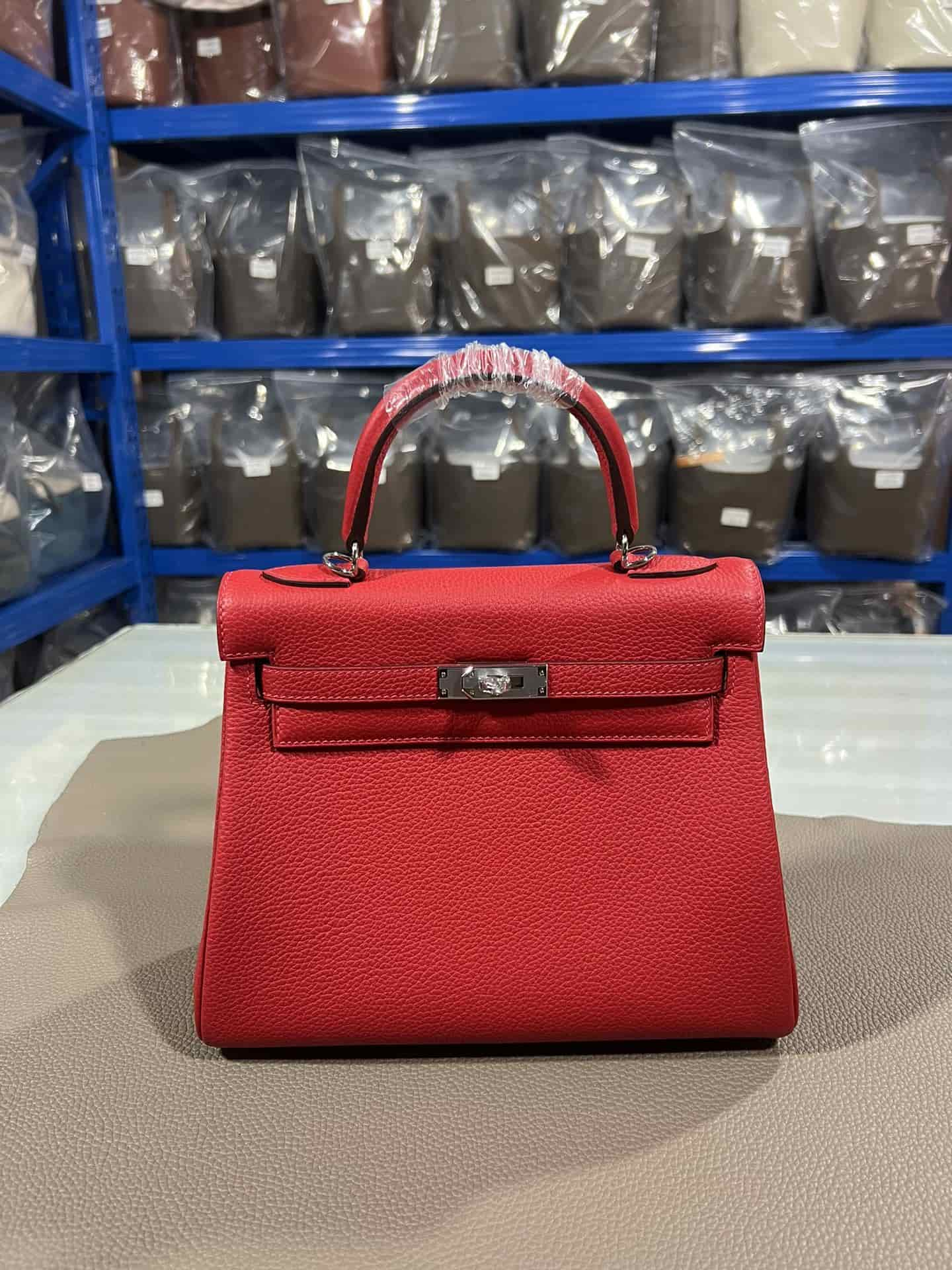 Hermes Kelly 25/28cm Retourne Bag Togo Leather In Red WAX High