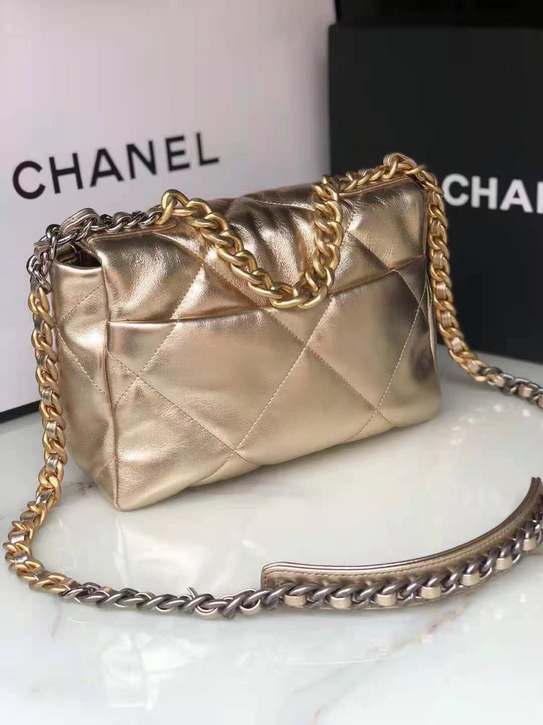 Chanel 19 Flap Bag Goatskin/Lambskin Champagne High