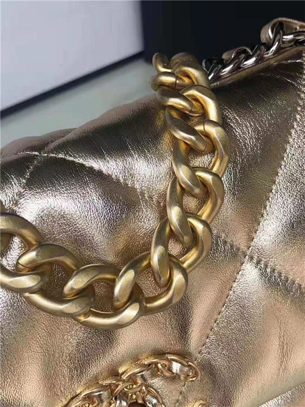 Chanel 19 Flap Bag Goatskin/Lambskin Champagne High