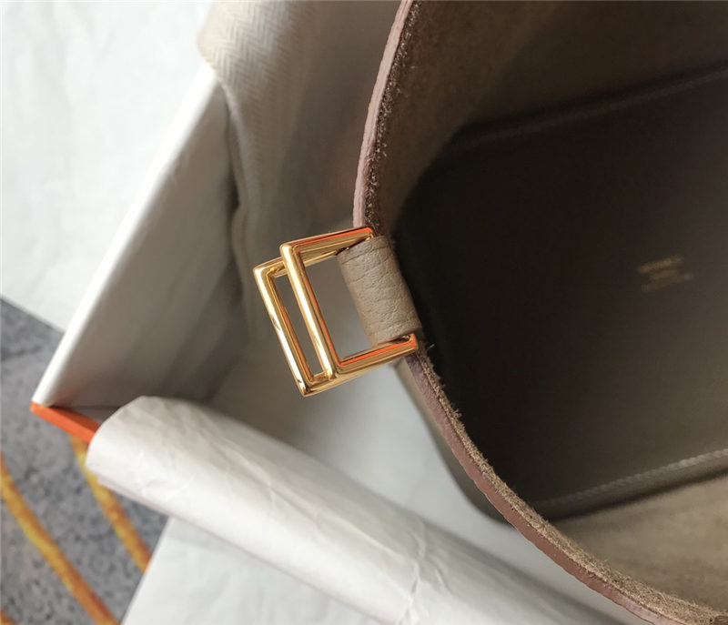 Hermes Picotin Lock 18/22 Bag Togo Leather In Etoupe-Gold WAX High