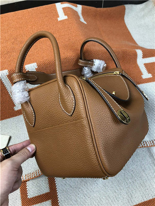 Hermes Lindy 26/30cm Bag Clemence Leather In Tan Gold-Metal High