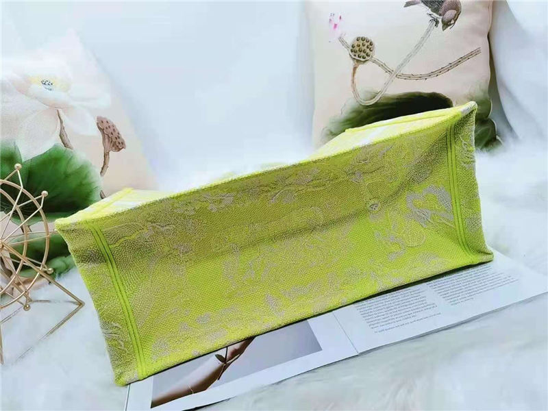 LARGE Dior BOOK TOTE Toile de Jouy Reverse Embroidery Lime High