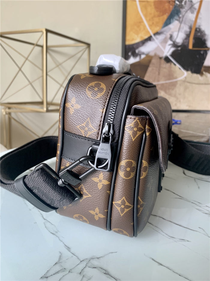 Louis Vuitton S LOCK MESSENGER Monogram M45806 High