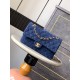 Medium CLASSIC HANDBAG Suede Gold Metal Blue A