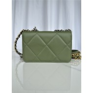 Chanel 19 WALLET ON CHAIN-A Shiny Lambskin, Gold/Silver-Tone & Ruthenium-Finish Metal Green A