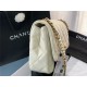 SMALL FLAP BAG Calfskin, Imitation Pearls & Gold-Tone Metal White High