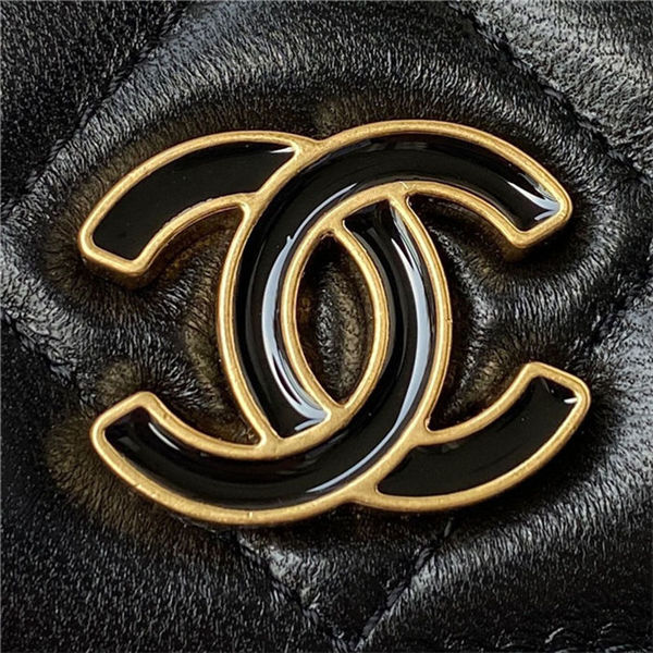 Chanel CLUTCH WITH CHAIN AP2638 Lambskin, Enamel & Gold-Tone Metal Black A