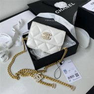 Chanel CLUTCH WITH CHAIN AP2638 Lambskin, Enamel & Gold-Tone Metal White A