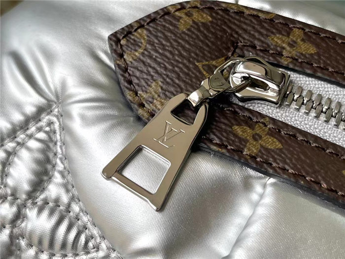 Louis Vuitton Maxi Bumbag M20971 High