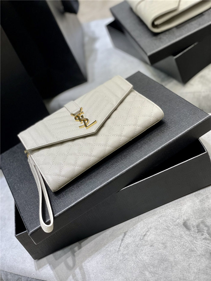 MONOGRAM CLUTCH IN MIX MATELASSÉ GRAIN DE POUDRE EMBOSSED LEATHER White High