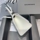 WOMEN'S HOURGLASS SMALL TOP HANDLE BAG Grained Leather White High