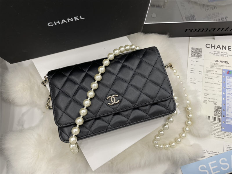 Chanel Wallet on Chain Lambskin Imitation Pearls & Gold-Tone Metal Black High