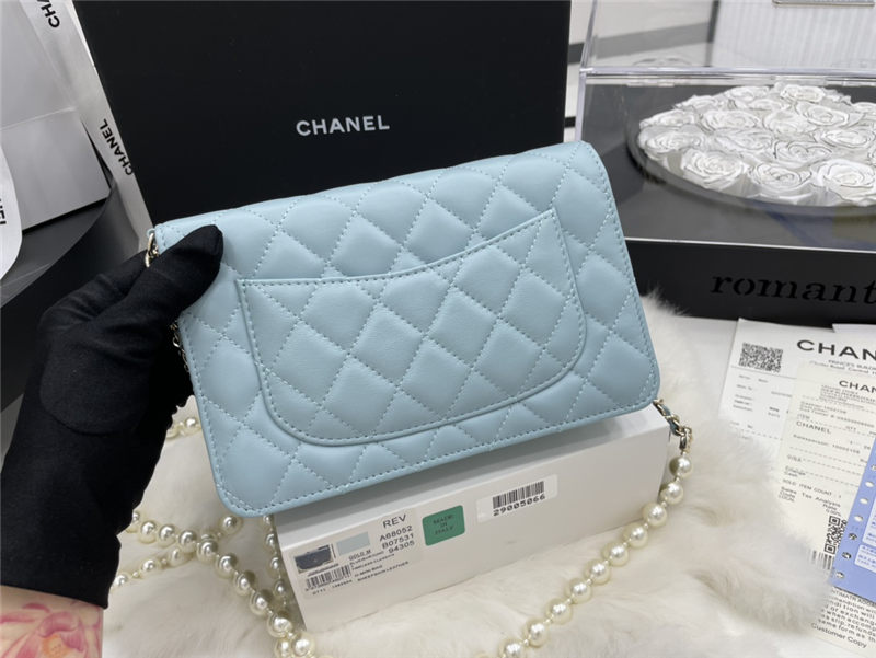 Chanel Wallet on Chain Lambskin Imitation Pearls & Gold-Tone Metal Blue High