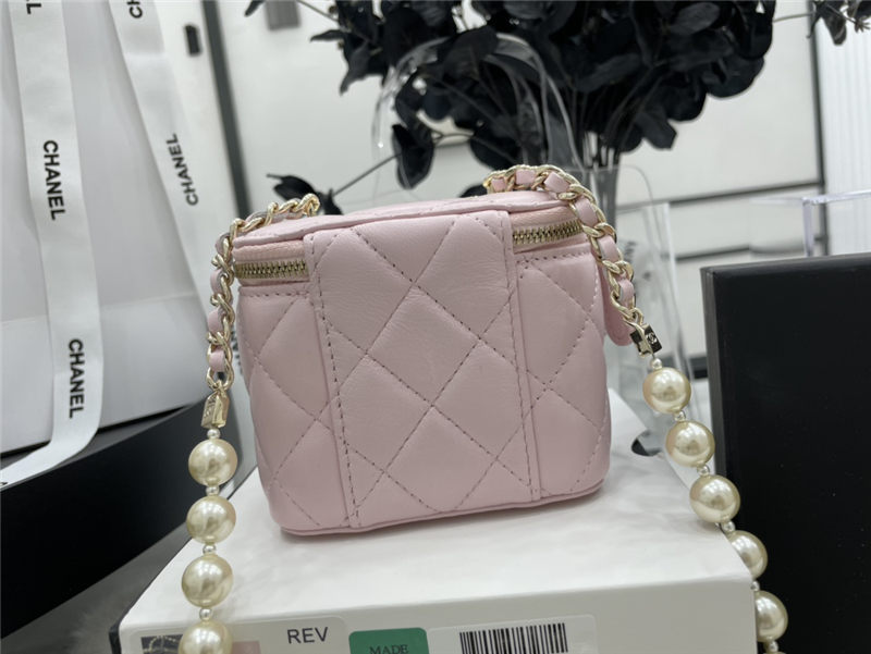 Chanel SMALL VANITY WITH CHAIN Lambskin Imitation Pearls & Gold-Tone Metal Pink High