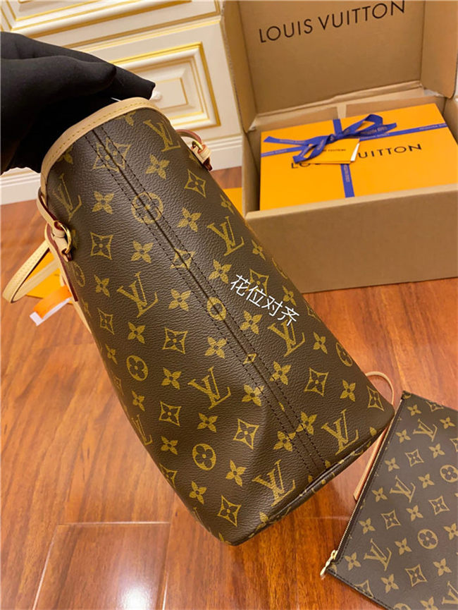 Louis Vuitton Neverfull MM Bag Monogram Canvas M40995 Top