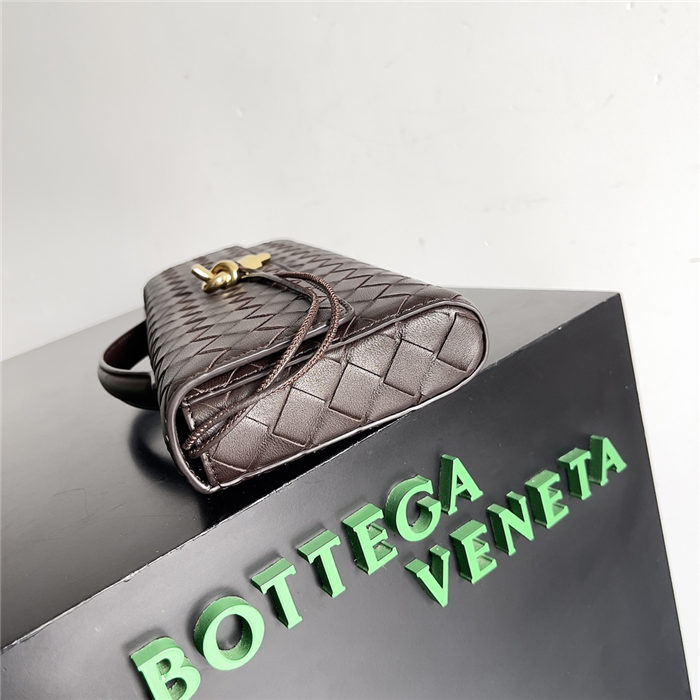 BV Long Clutch Andiamo With Handle Fondant High