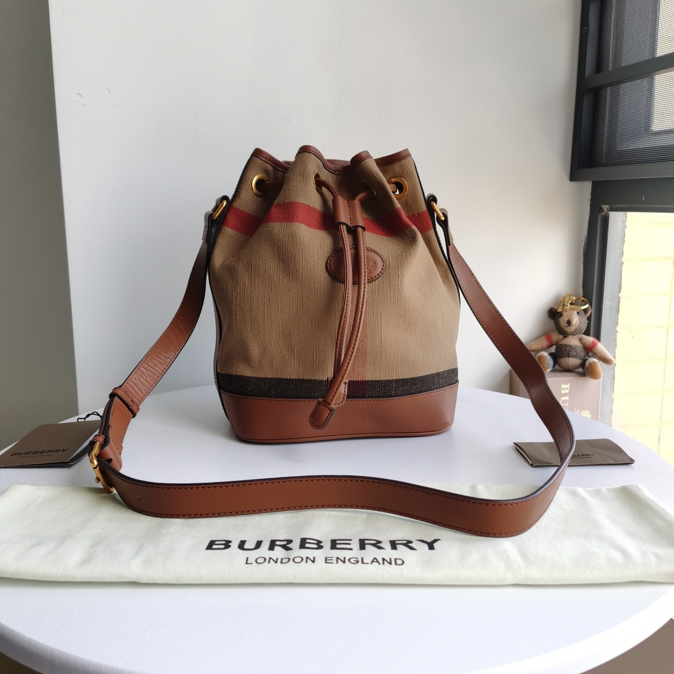 Burberry Bucket Bag High