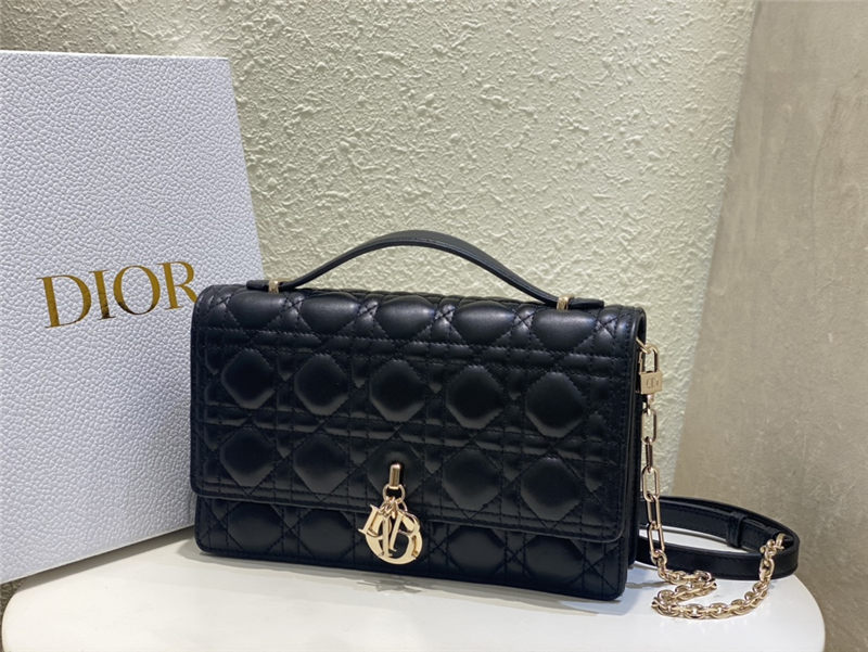 BOLSO MISS DIOR TOP HANDLE Cannage Lambskin Black High