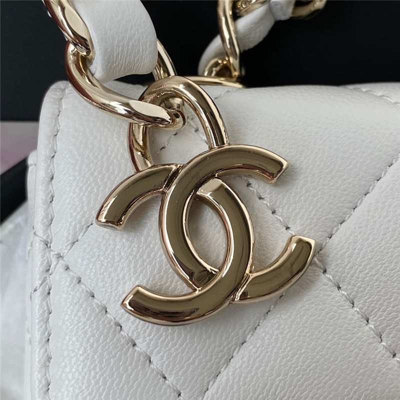 Chanel BELT BAG Lambskin Gold-tone Metal AP2305 White High