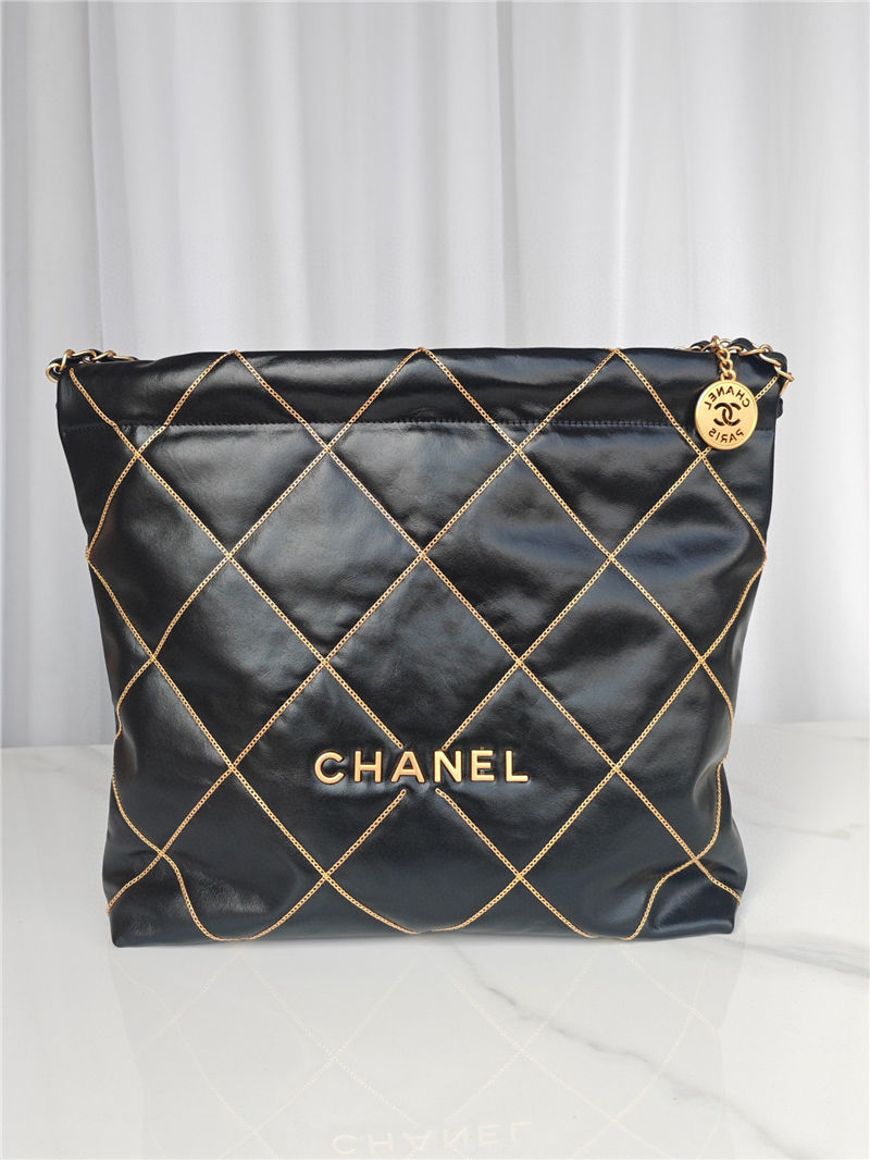 Chanel 22 MEDIUM HANDBAG Shiny Calfskin & Gold-Tone Metal AS3261 Black Chain High