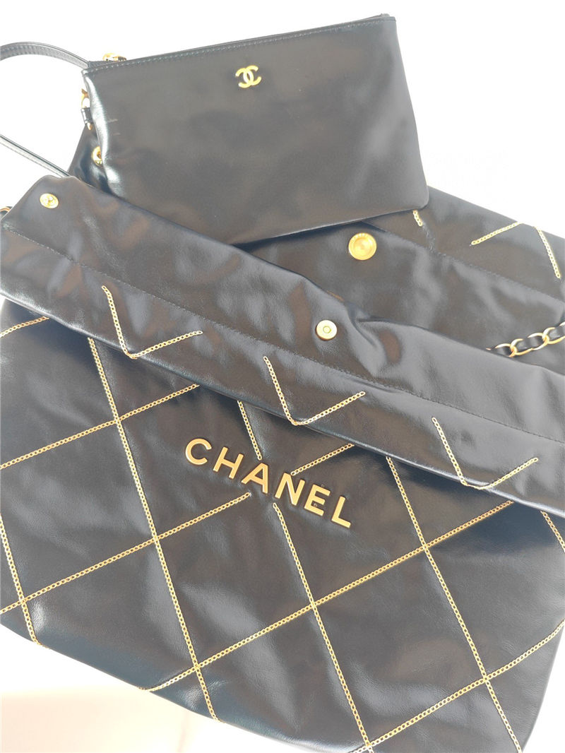 Chanel 22 MEDIUM HANDBAG Shiny Calfskin & Gold-Tone Metal AS3261 Black Chain High