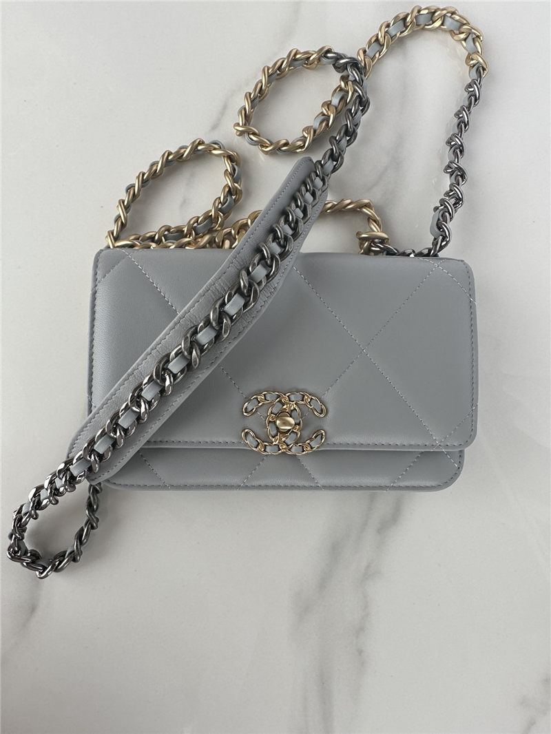 Chanel 19 WALLET ON CHAIN-A Shiny Lambskin, Gold/Silver-Tone & Ruthenium-Finish Metal Grey A