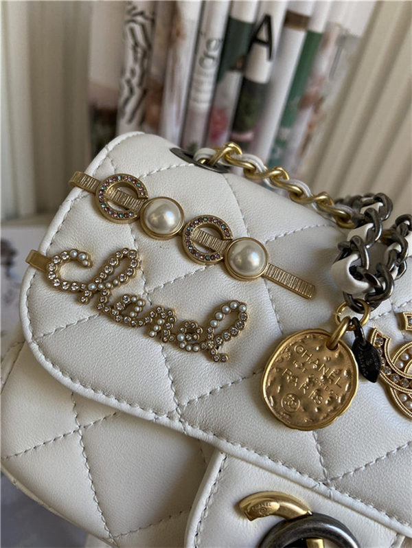 MINI FLAP BAG Lambskin Glass Pearls Imitation Pearls Strass Gold Silver & Ruthenium Finish Metal White High