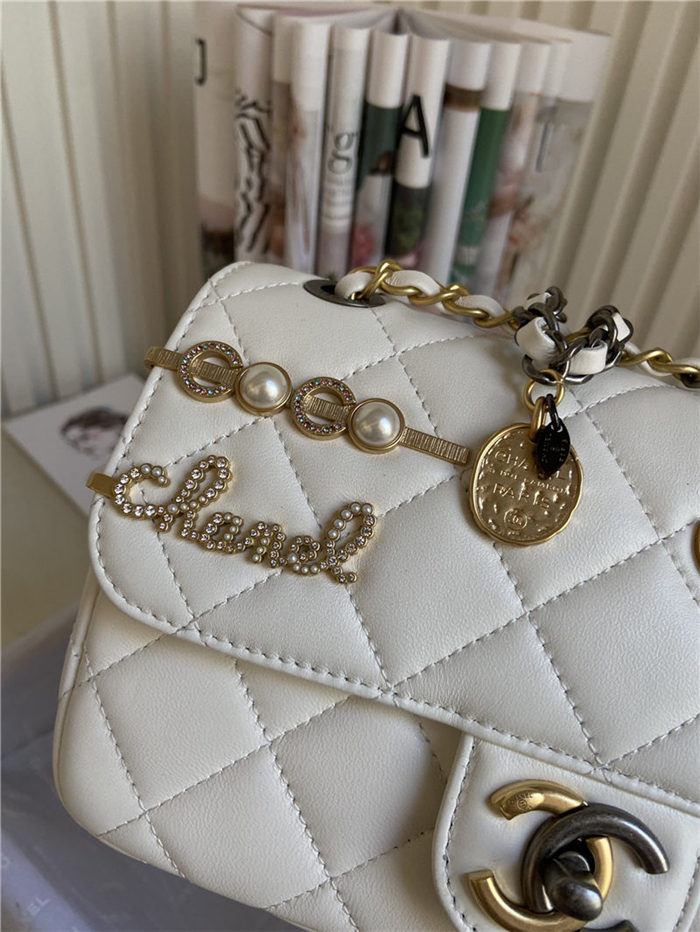 SMALL FLAP BAG Lambskin Glass Pearls Imitation Pearls Strass Gold Silver & Ruthenium Finish Metal White High