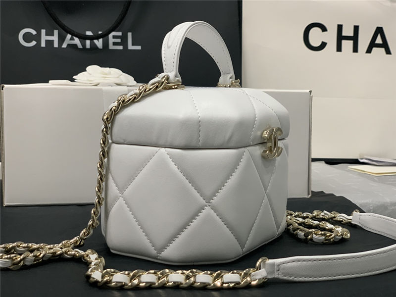 Chanel SMALL VANITY CASE Lambskin & Gold Metal AS2630 Grey High