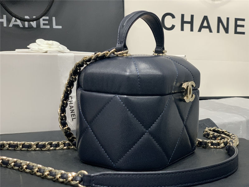 Chanel SMALL VANITY CASE Lambskin & Gold Metal AS2630 Navy High