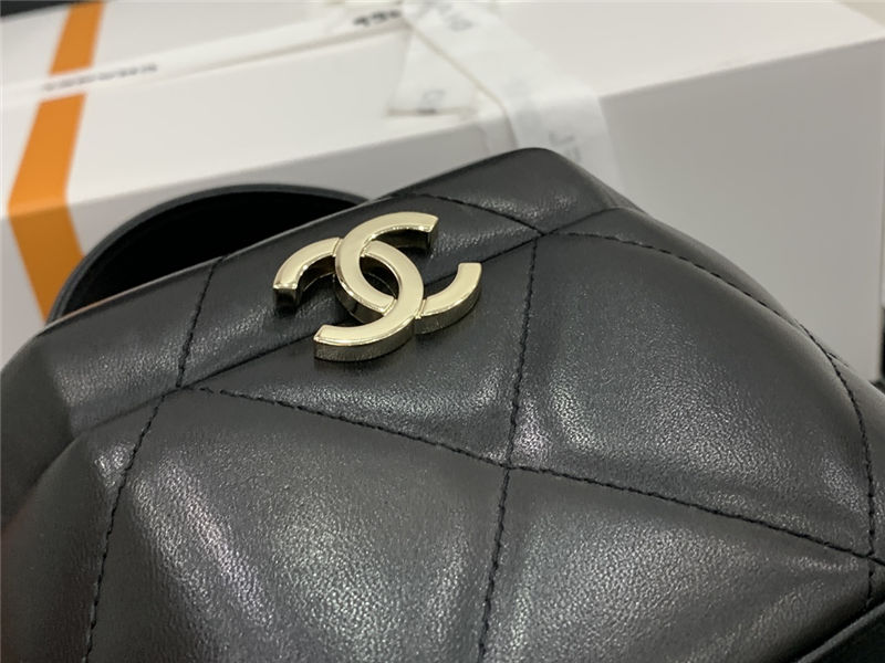 Chanel SMALL VANITY CASE Lambskin & Gold Metal AS2630 Black High