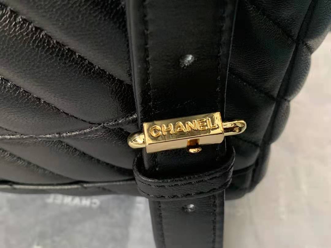 Chanel Large Backpack Chevrons Pattern Lambskin 91122 Gold-Metal Black High