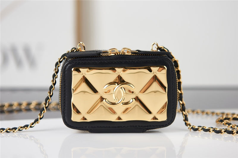 Chanel CLUTCH WITH CHAIN Lambskin & Gold-Tone Metal AP2393 Black High