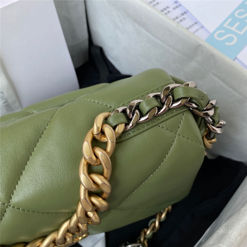 Chanel 19 Flap Bag Goatskin/Lambskin Green High